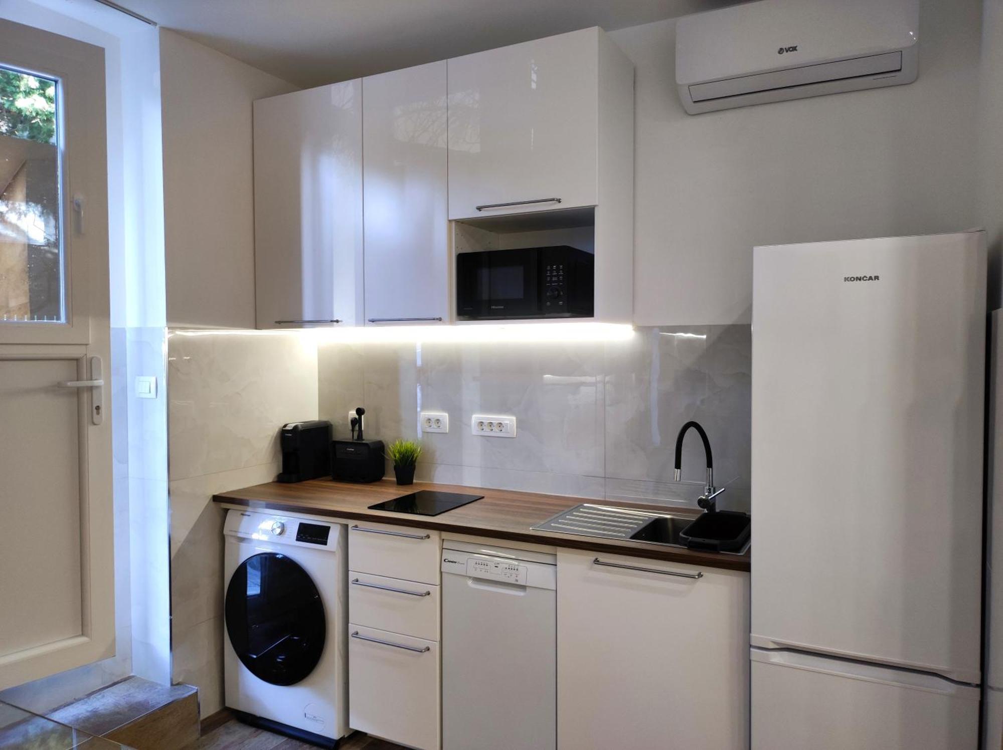 Bacvice Room & Studio Split Bagian luar foto